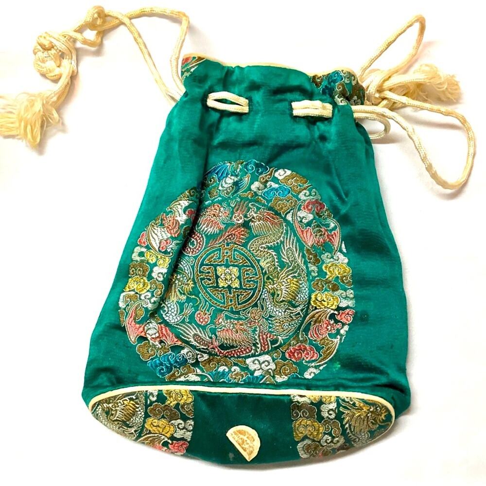 Oriental Design Embroidered Drawstring Pouch